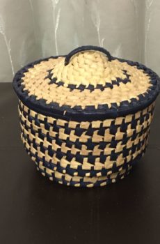 Basket with lid